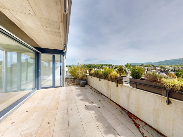 4.5-Zimmer-Terrassenwohnung mit atemberauender Weitsicht 14