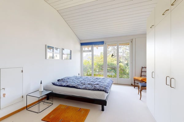 Exklusives 5.5-Zimmer Einfamilienhaus mit weitläufigem Aussenbereich 10