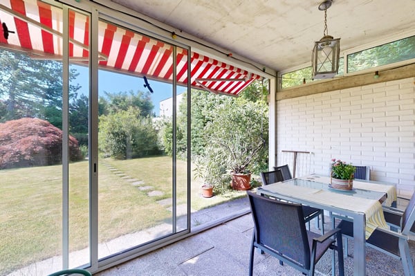 Exklusives 5.5-Zimmer Einfamilienhaus mit weitläufigem Aussenbereich 6