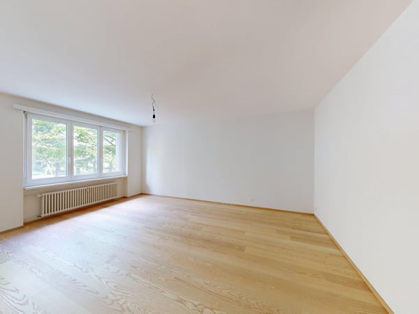 Helle 3.5-Zimmer-Wohnung mit Balkon in Binningen 6