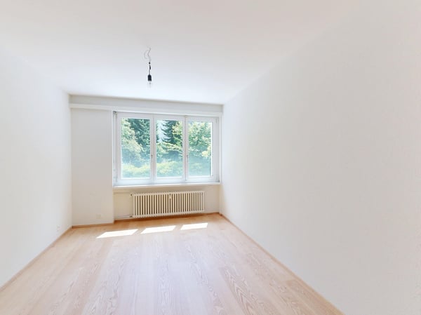 Helle 3.5-Zimmer-Wohnung mit Balkon in Binningen 4