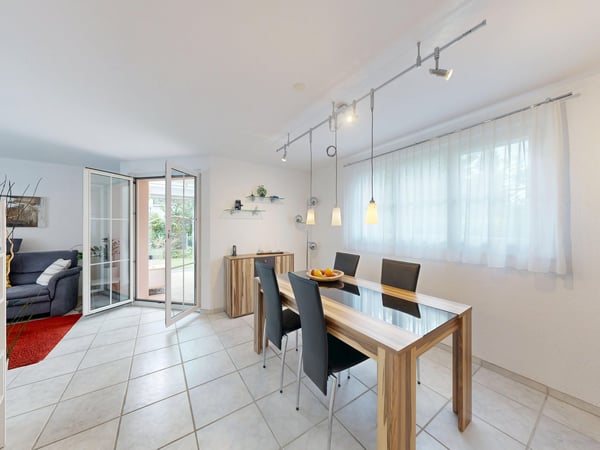 5.5- Zimmer Einfamilienhaus im Landhausstil an bester Lage in Aesch 3