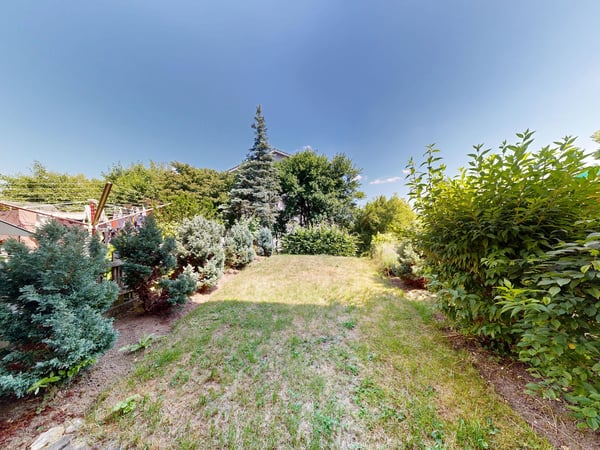 Charmantes 5.5-Zimmer-Reiheneinfamilienhaus in Laufen 12