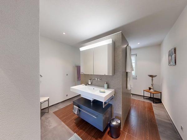 Exklusives 4.5-Zimmer Einfamilienhaus an ruhiger Lage 9
