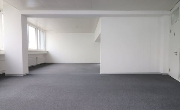 Helle Büroräume am Dreispitz 3