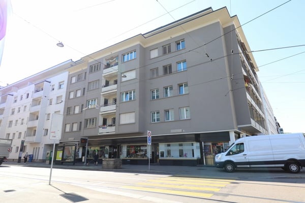 Zwischen SBB und Margarethenpark - helle 1-Zimmerwohnung in Basel 1