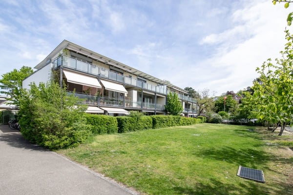 Riehen Nähe Grenzacherweg - Auto-Einstellplatz zu vermieten 8