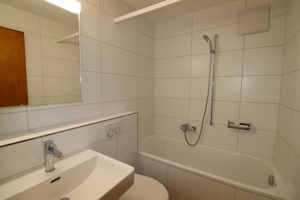 Nähe Matthäuskirche - moderne 3-Zimmerwohnung im 3.OG mit Lift 10