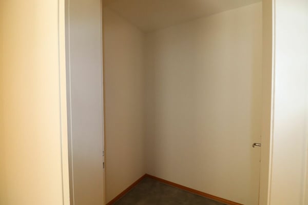 Nähe Matthäuskirche - moderne 3-Zimmerwohnung im 3.OG mit Lift 5