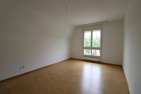 Nähe Gartenbad Eglisee und Lange Erlen - gemütliche 4-Zimmer-Maisonettewohnung im 2./3.OG 8