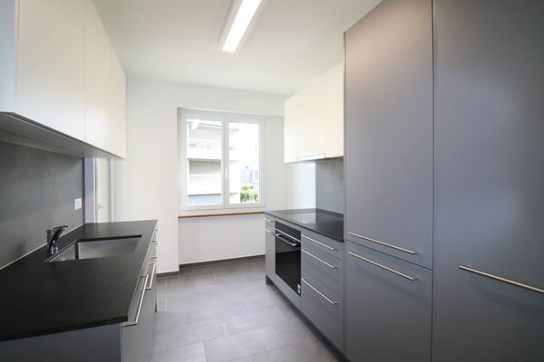 Nähe Dorfzentrum Reinach - gemütliche 3-Zimmerwohnung in Reinach 2