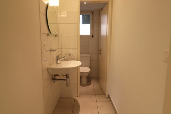 Nähe Aeschenplatz und Bahnhof SBB - grosszügige 4 1/2-Zimmer-Wohnung im 4.OG 10