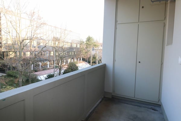 Nähe Aeschenplatz und Bahnhof SBB - grosszügige 4 1/2-Zimmer-Wohnung im 4.OG 11