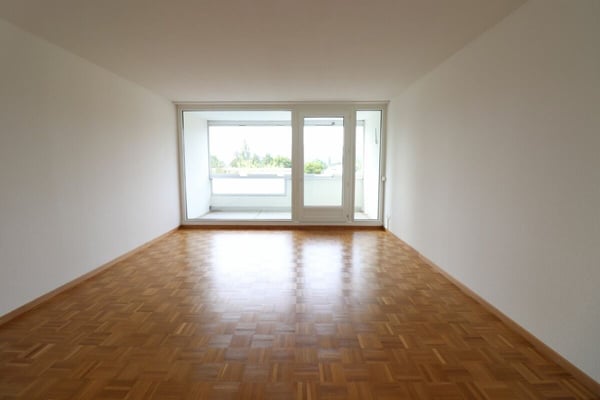 Nähe Mischelicenter- moderne 3 1/2 Zimmer-Maisonettewohnung in Reinach 3
