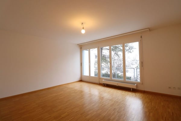 Nähe Gartenbad Eglisee und Lange Erlen - gemütliche 4-Zimmerwohnung im 1.OG 3