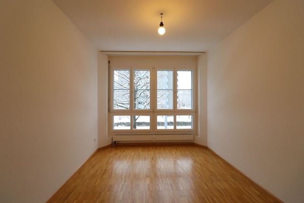 Nähe Gartenbad Eglisee und Lange Erlen - gemütliche 4-Zimmerwohnung im 1.OG 8
