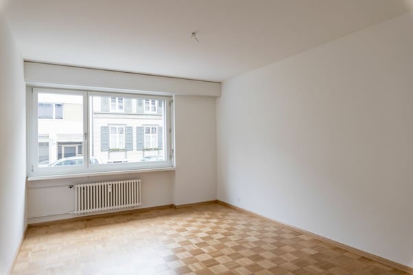 Nähe Synagoge, schöne 2-Zimmer-Wohnung zu vermieten 4