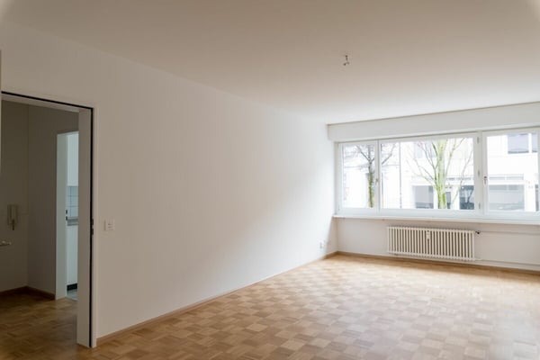 Nähe Synagoge, schöne 2-Zimmer-Wohnung zu vermieten 3