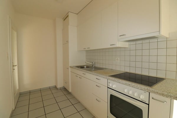 Zwischen Gartenbad Bachgraben und Kannenfeldpark - gemütliche 3-Zimmer-Wohnung im 3.OG 2