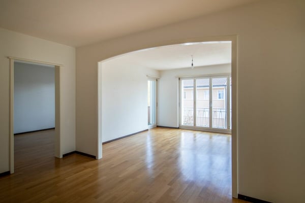 Zwischen Bahnhof SBB und Bruderholz - moderne 3 1 /2-Zimmerwohnung im 1.OG 7
