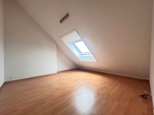 charmante 1.5-Zimmer-Duplexwohnung mit Bergblick 7