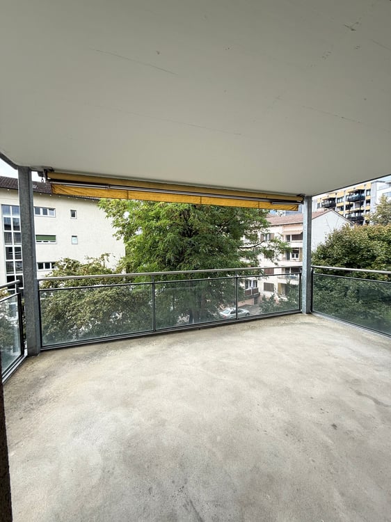 Moderne 1.5-Zimmerwohnung mit 2 Balkonen im Zentrum von Grenchen 10