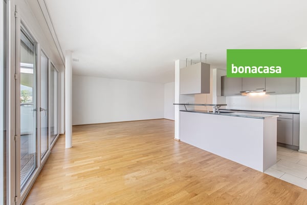 Grosszügige Wohnung im Eigentumsstandard 3
