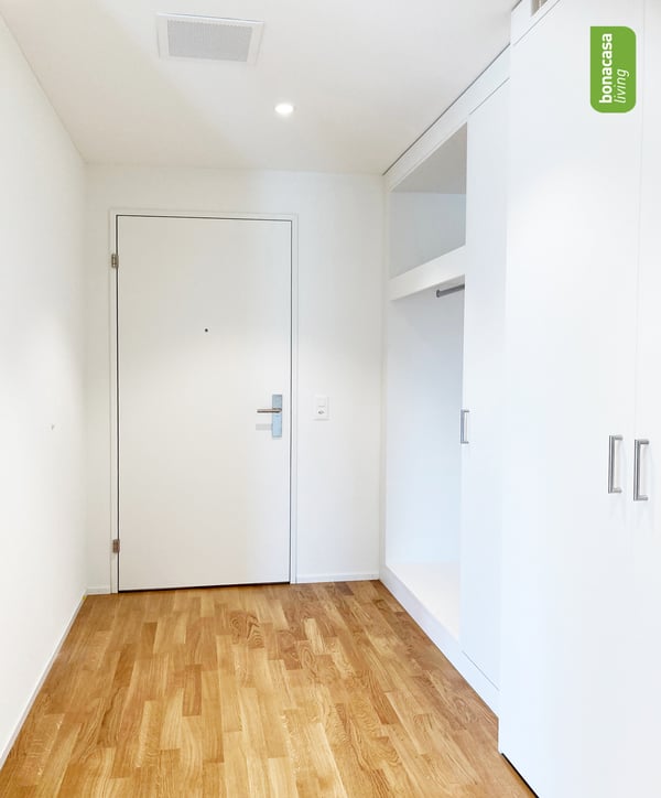 Besondere Wohnung mit hohem Wohnraum 6