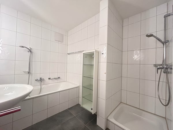 charmante 4.5-Zimmer-Duplexwohnung mit Bergblick 3