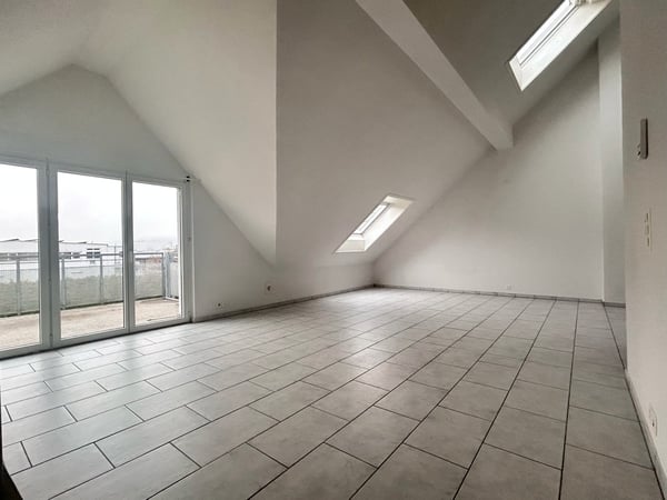 charmante 4.5-Zimmer-Duplexwohnung mit Bergblick 4