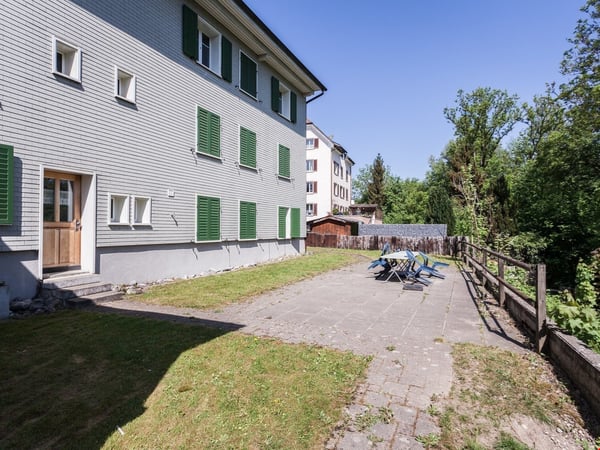 Helle 5.5 Zimmer Wohnung 14