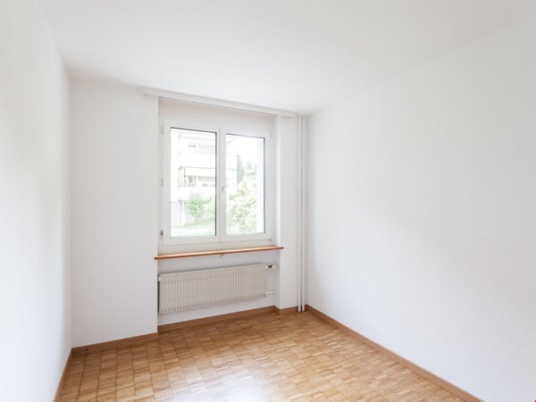 Helle und gepflegte 4-Zimmer-Wohnung mit Balkon in St. Gallen 11