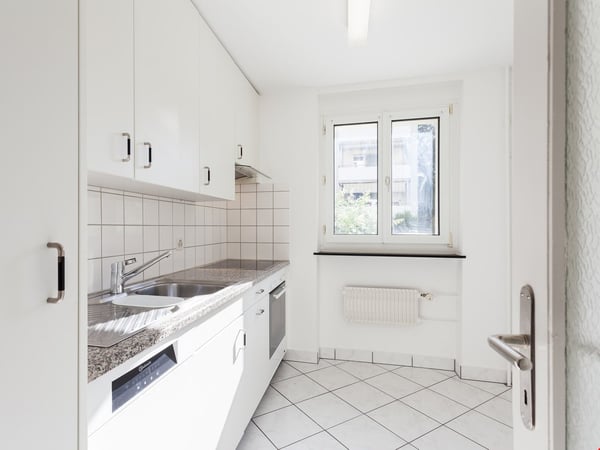Helle und gepflegte 4-Zimmer-Wohnung mit Balkon in St. Gallen 4