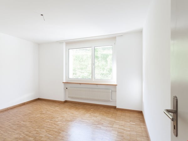 Helle und gepflegte 4-Zimmer-Wohnung mit Balkon in St. Gallen 9