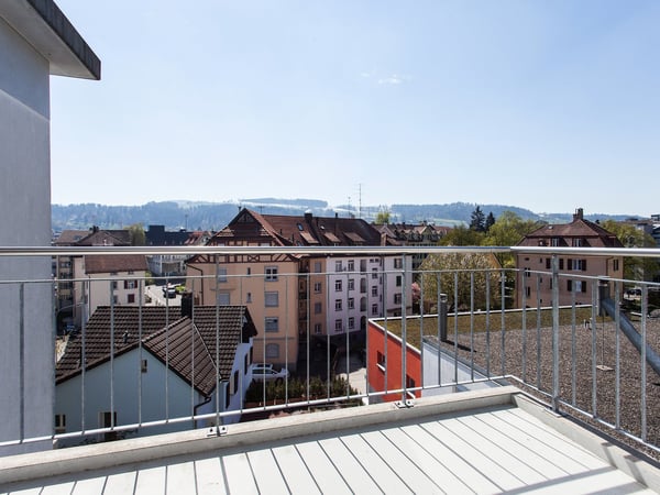 Geräumige 1.5-Zimmer-Wohnung mit Balkon 13
