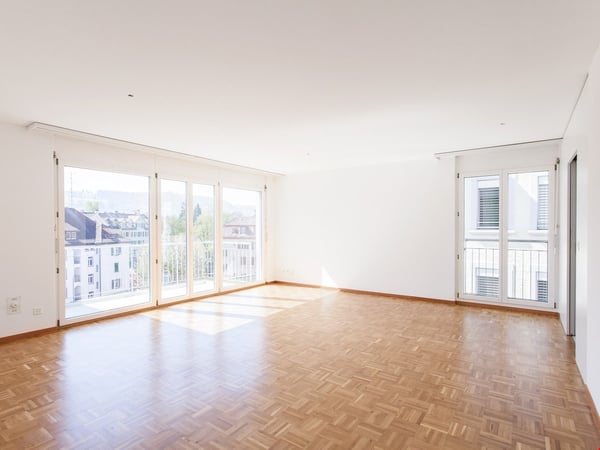 Geräumige 1.5-Zimmer-Wohnung mit Balkon 1