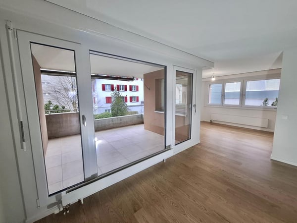 *** Erstvermietung nach Sanierung *** 3