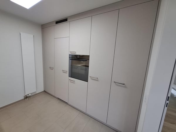 *** Erstvermietung nach Sanierung *** 9