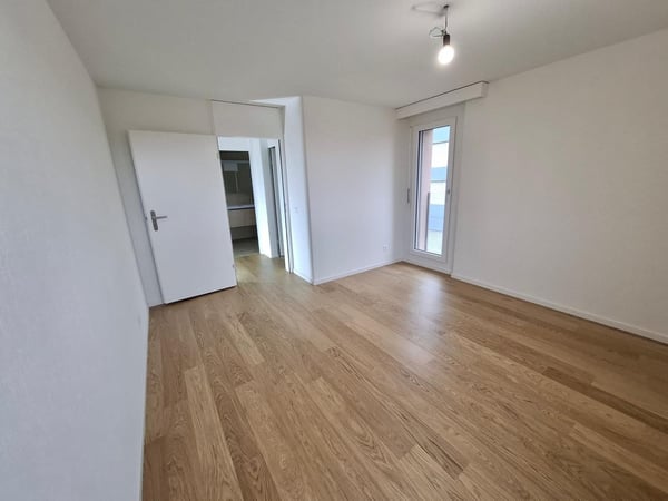 *** Erstvermietung nach Sanierung *** 13