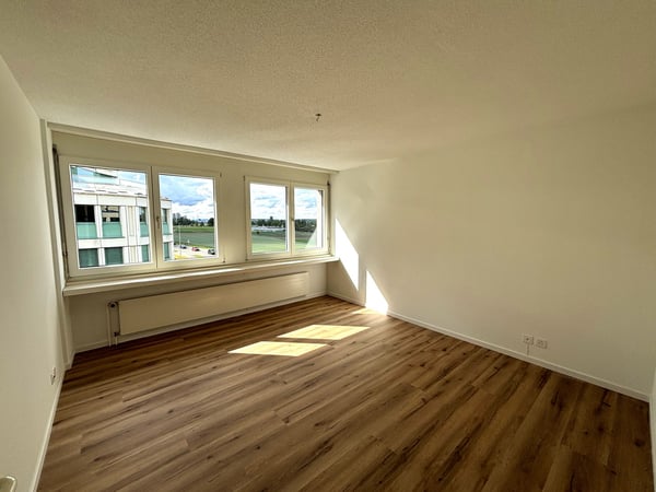 Grösszügige 2.5-Zimmer-Wohnung mit Weitsicht 7