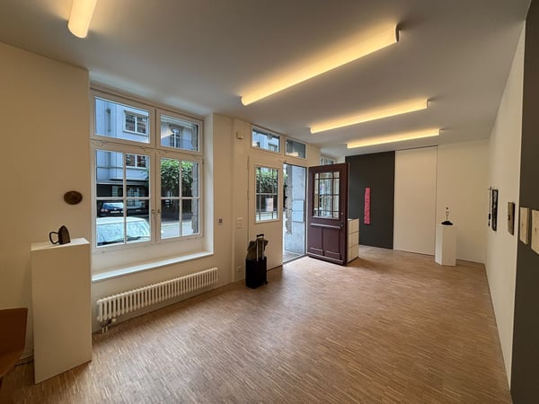 POP-UP ATELIER / LADENFLÄCHE DIREKT AM BAHNHOF STADELHOFEN 4