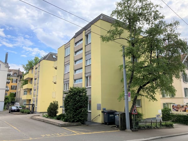 Grosszügige Büro-/Praxisräume unweit vom Hegibachplatz 7