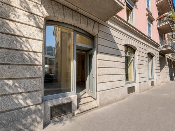Frisch-Renovierte Gewerbe-/Atelier-/Bürofläche im Kreis 4 4
