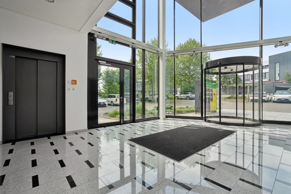 Repräsentative Büro-/Gewerbefläche mit Weitblick Arbeiten, wo Erfolg beginnt 3