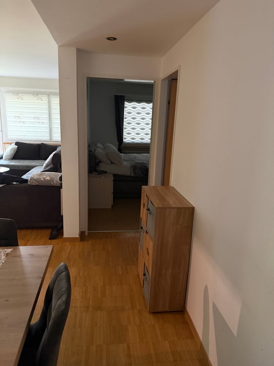 Ruhige 4.5-Zimmer-Wohnung mit Balkon und Garage in Nürensdorf 8