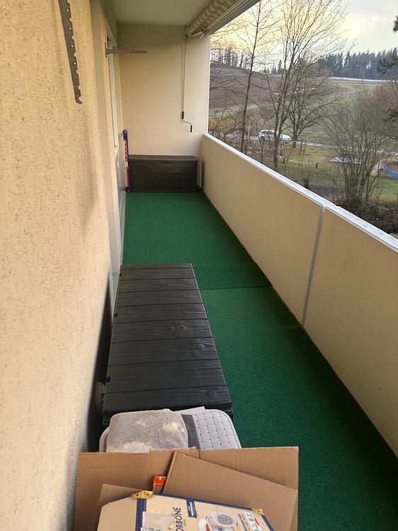 Ruhige 4.5-Zimmer-Wohnung mit Balkon und Garage in Nürensdorf 12