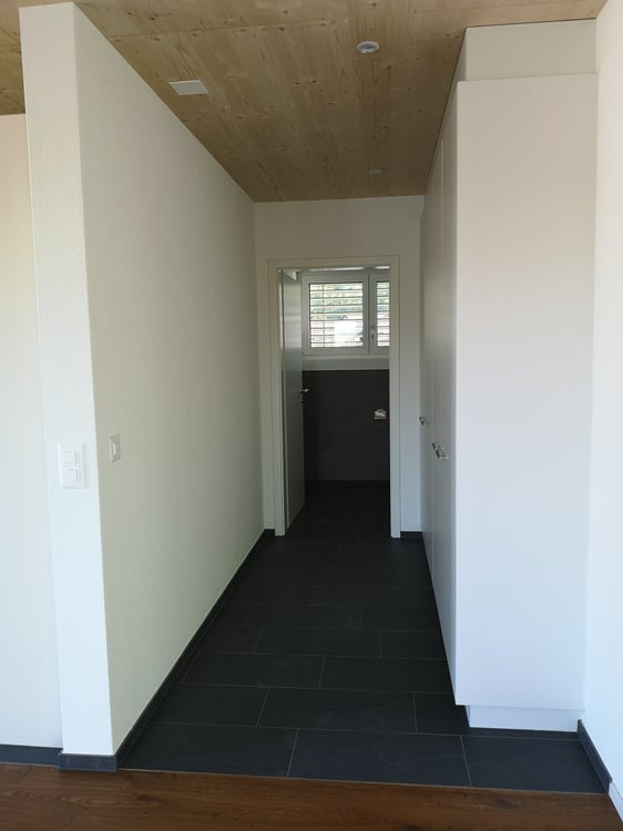 Moderne 3.5-Zimmer-Wohnung mit Terrasse und Aussicht 5