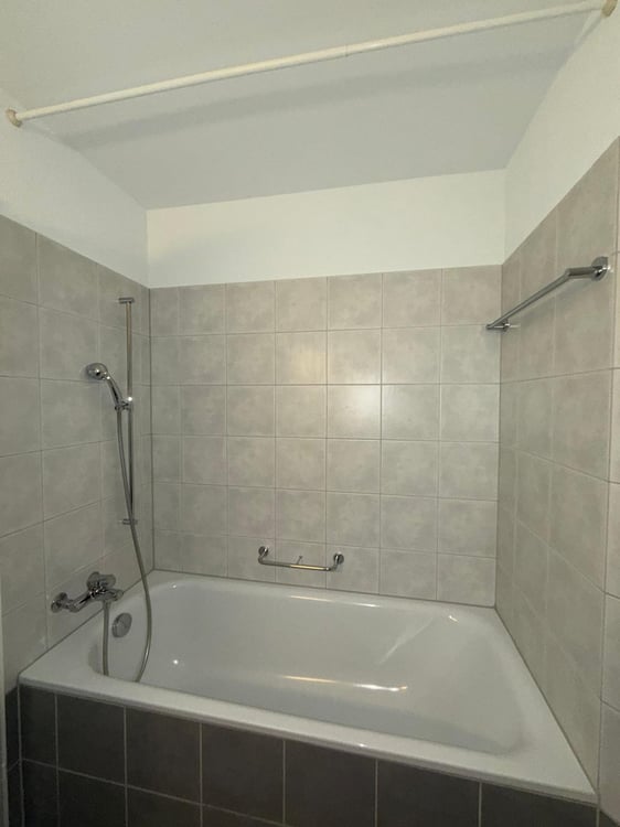4-Zimmer-Wohnung in Zürich Seebach zu vermieten! 5