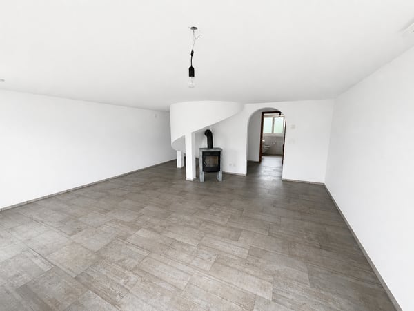 Familienfreundliche 6.5-Zimmer-Haushälfte 2