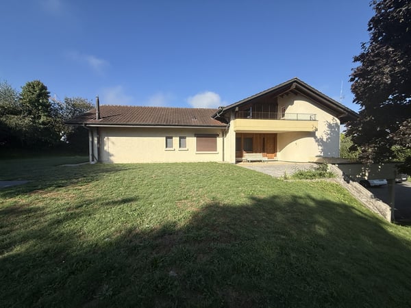 Villa de Charme avec Jardin Privatif Environnement calme à Cugy 2